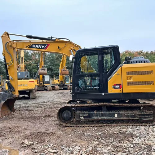 Excavadora de orugas Sany135 usada
