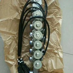 مجموعة صمام الملف اللولبي 207-60-71311 لحفارة كوماتسو PC300-7 و PC360-7