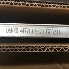 小松 PC200-7 PC360-7 空调冷凝器（电装）20Y-979-6131 适用于小松 PC200-7 PC300-7 PC360-7 的空调冷凝器