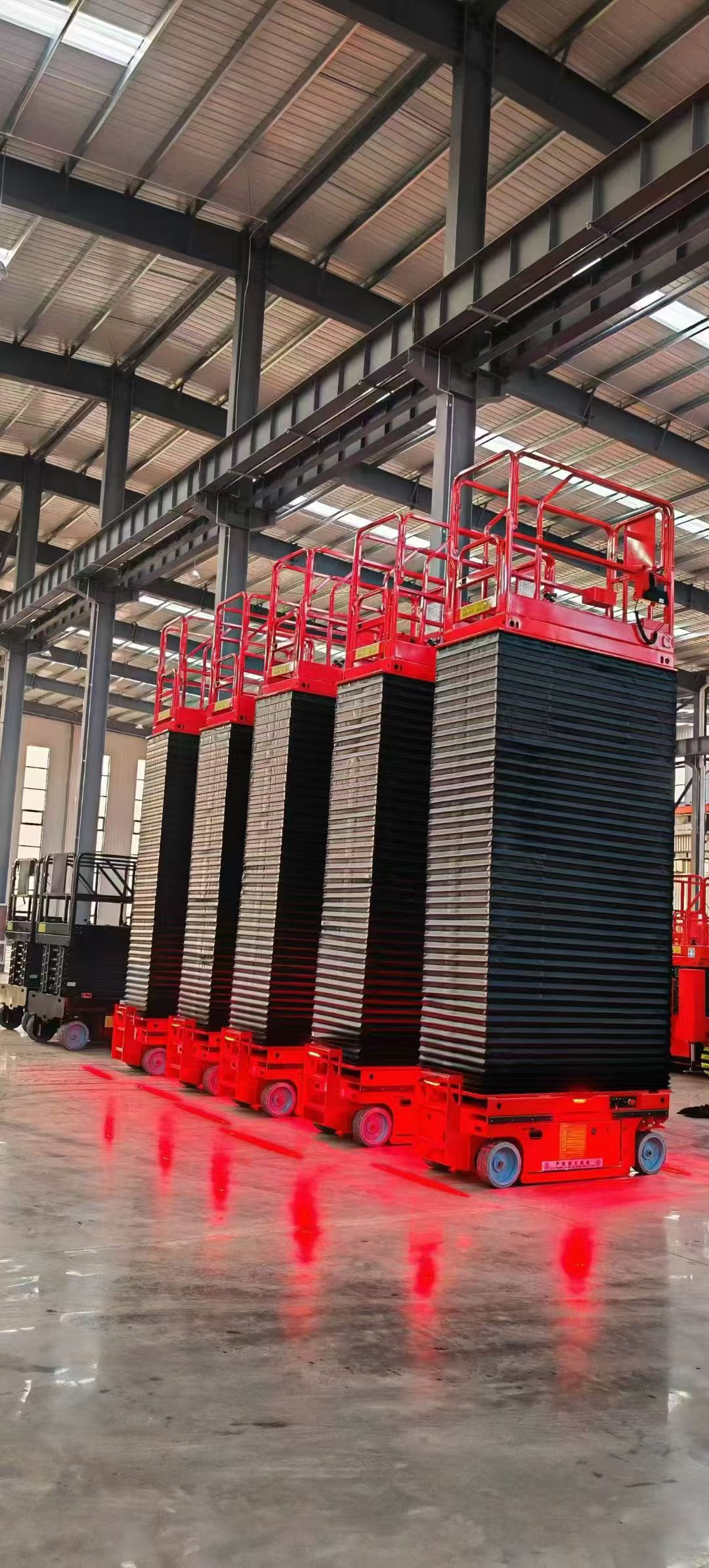 Plataforma elevadora de tijera autopropulsada personalizada de 6 m, plataforma de trabajo aérea electrohidráulica.