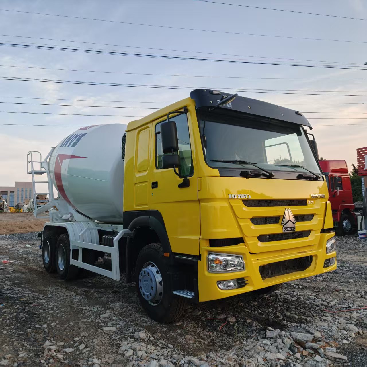 Used Sinotruk Howo 6×4 Concrete Mixer Truck, 371HP, 8-10 CBM Drum for Construction