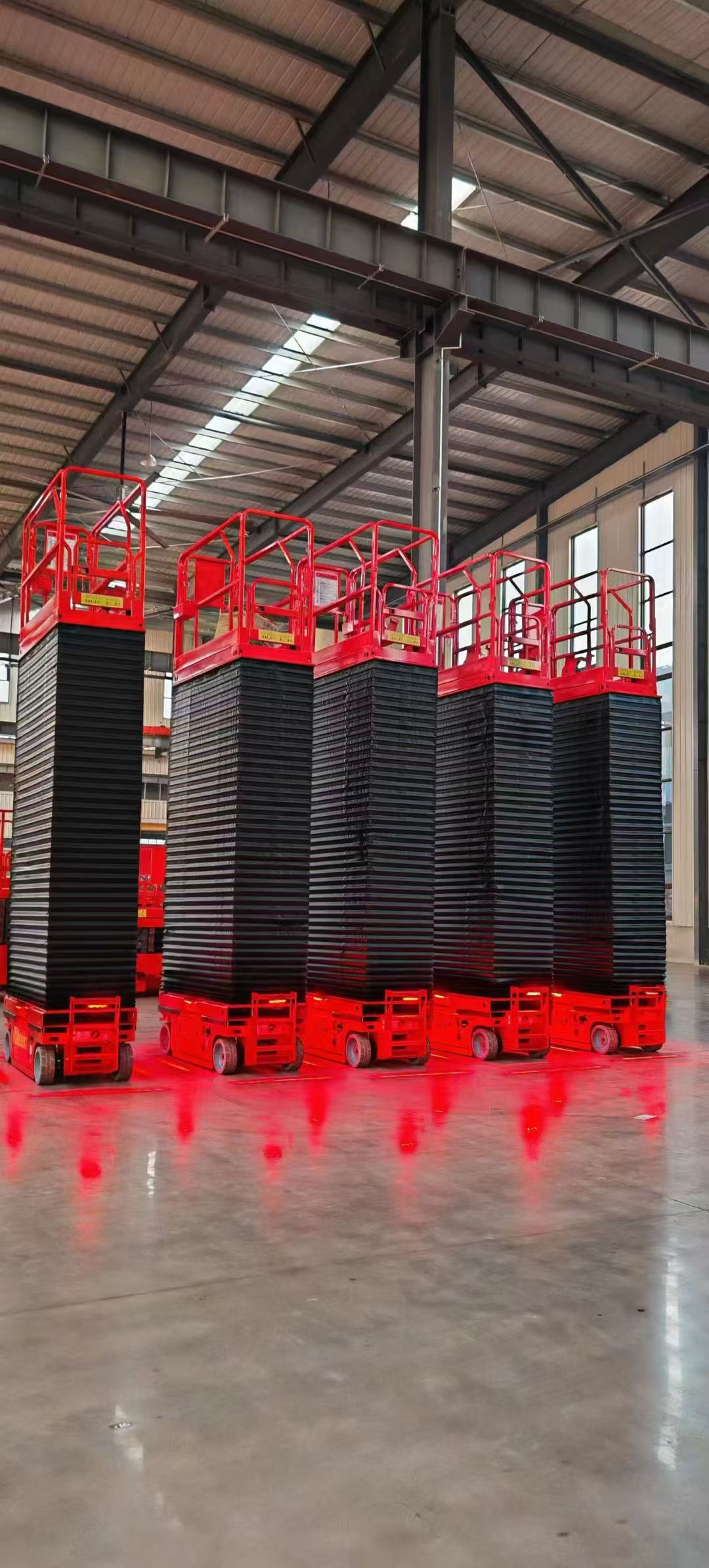 Plataforma elevadora de tijera autopropulsada personalizada de 6 m, plataforma de trabajo aérea electrohidráulica.