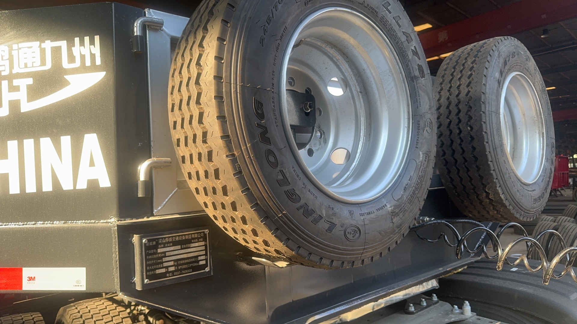 8-axle low-bed semi-trailer