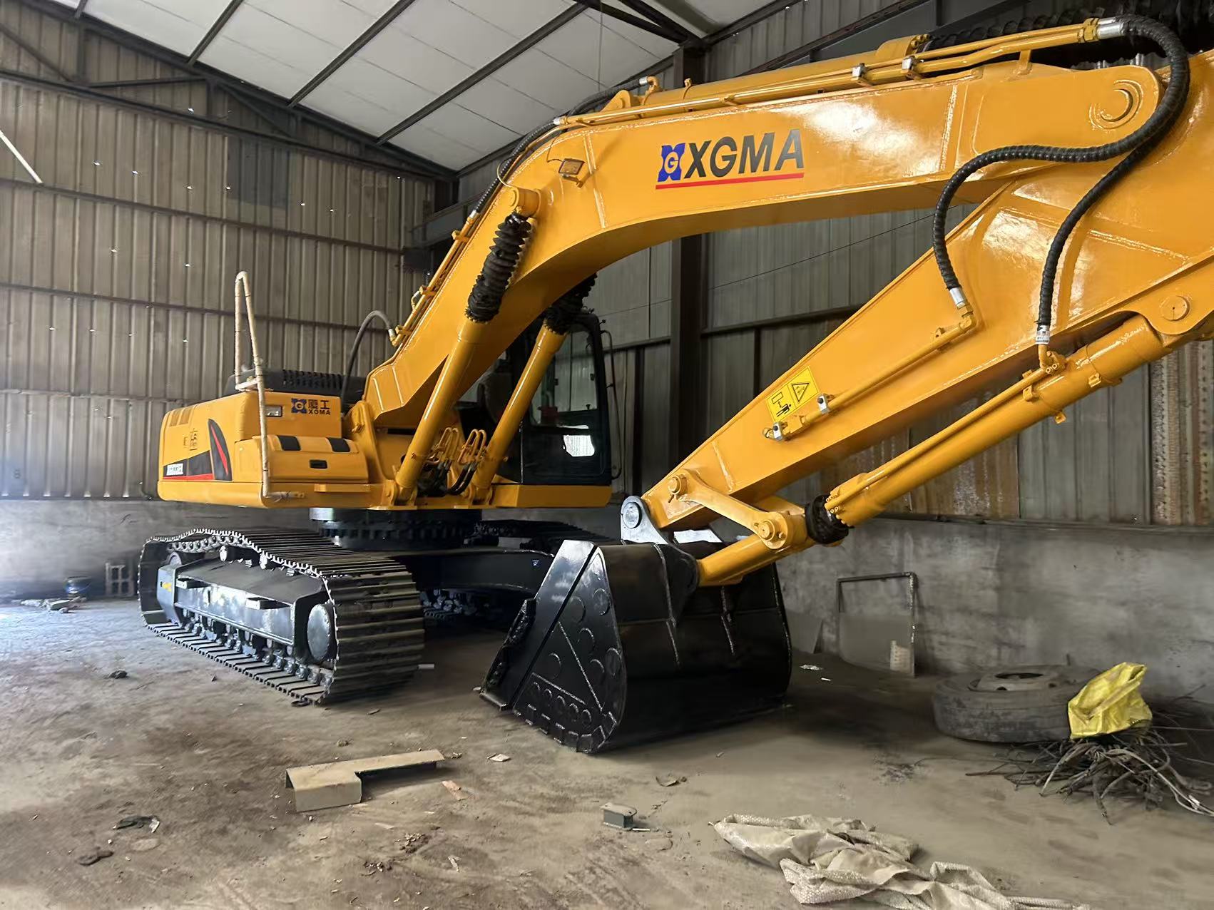 Excavator export trade