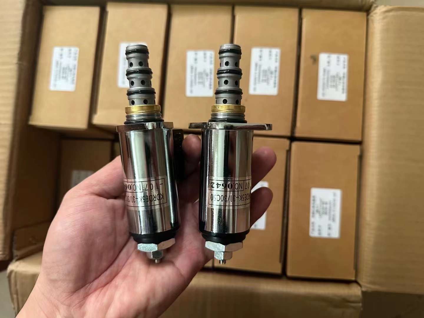 Proportional Solenoid Valve for Main Hydraulic Pump, Sany SY215/235-8, Kobelco SK200/250-6E/-8