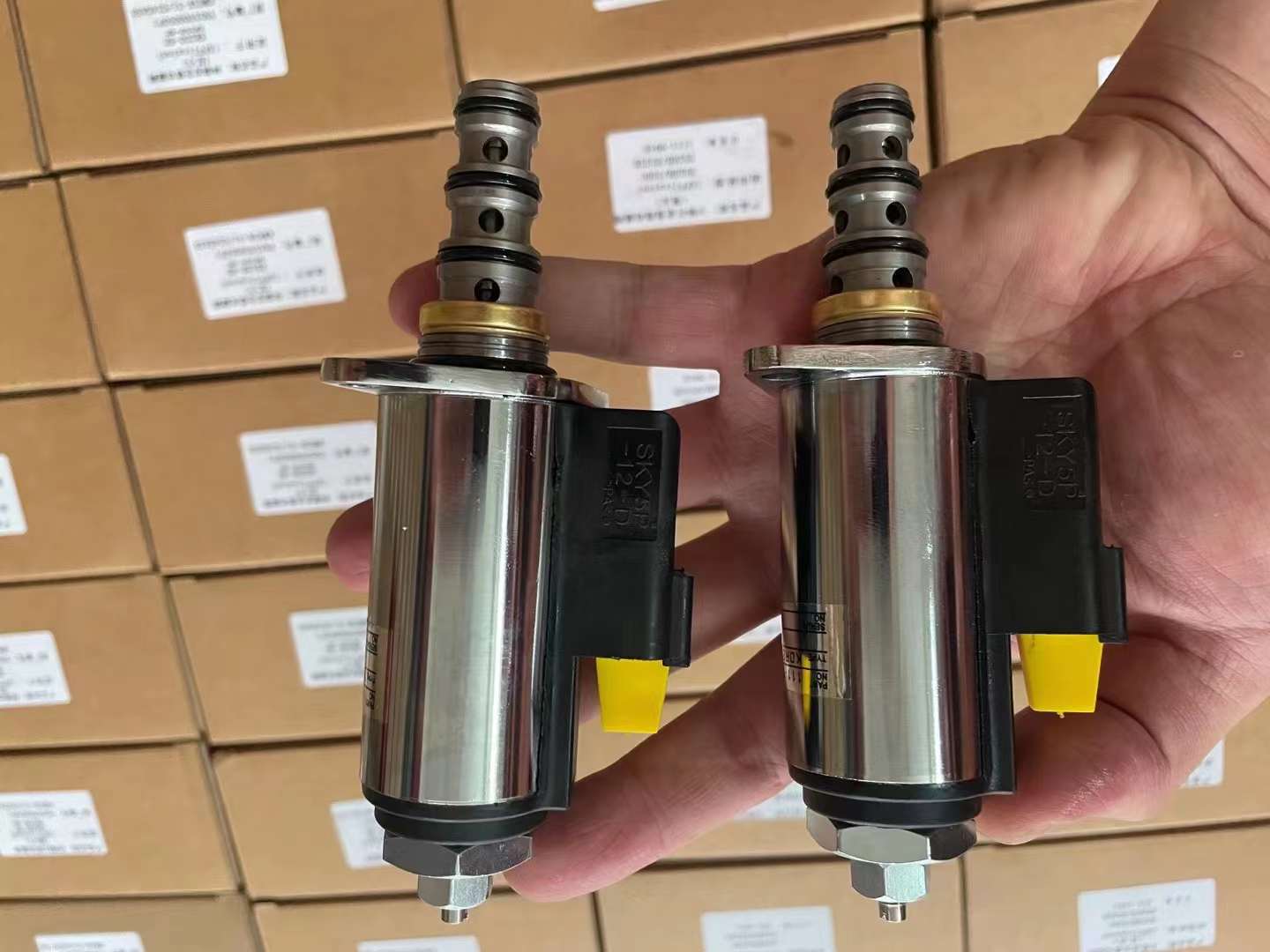 Proportional Solenoid Valve for Main Hydraulic Pump, Sany SY215/235-8, Kobelco SK200/250-6E/-8