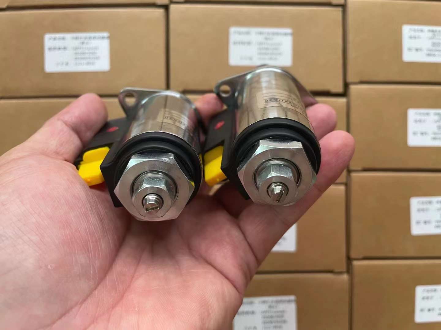 Proportional Solenoid Valve for Main Hydraulic Pump, Sany SY215/235-8, Kobelco SK200/250-6E/-8