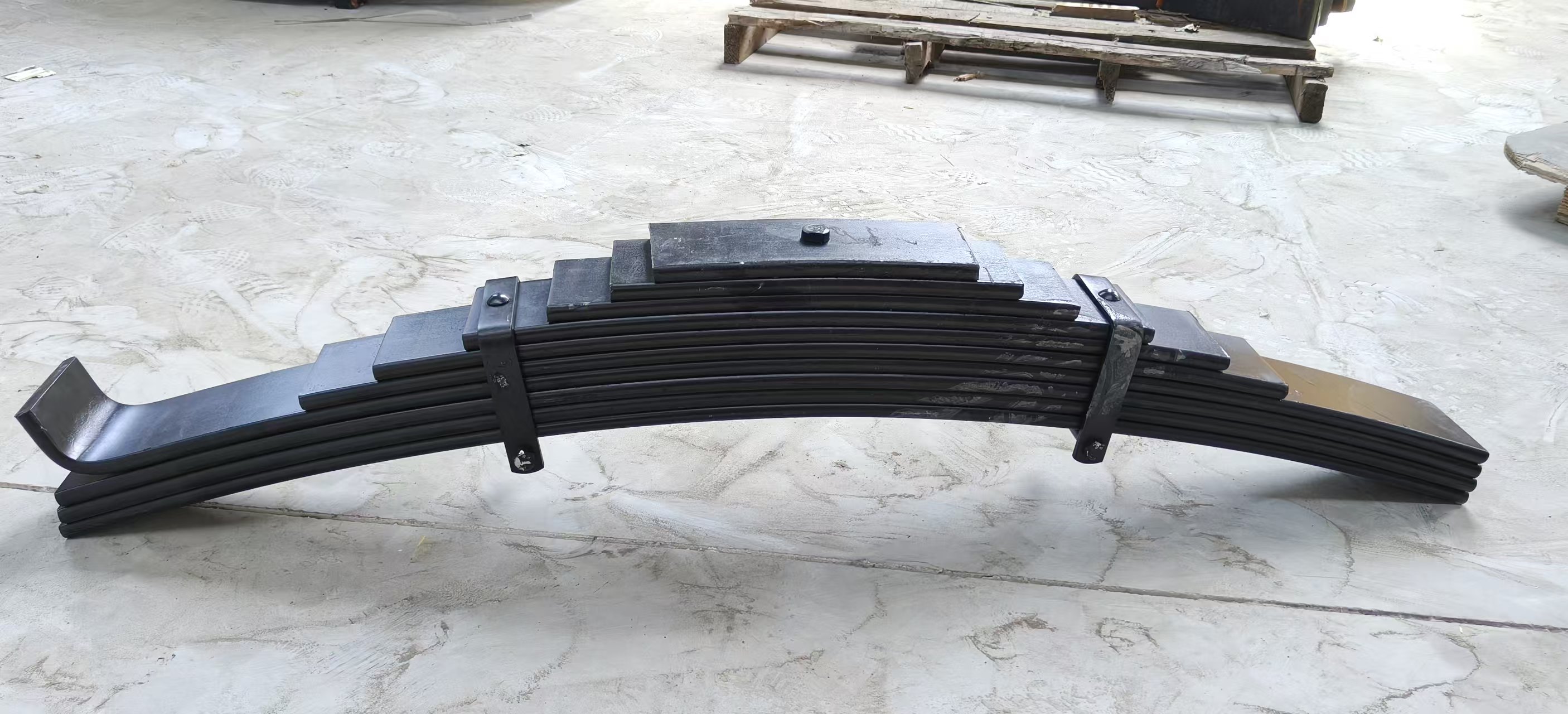 TYG1390104-0A Semi Trailer Leaf Spring, 90mm Width 10 Leaves 13mm Thick 60KG Heavy Duty Trailer Suspension Spring