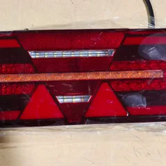 Universal Truck LED Tail Light, Waterproof LED Rear Combination Lamp for Semi Trailer & Tractor, 3-in-1 Brake Turn Reverse Light