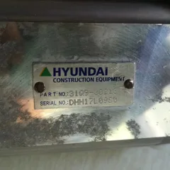 Hyundai R350LC-9 R480LC-9 Cooling Fan Motor 31Q9-30213, Hydraulic Fan Motor