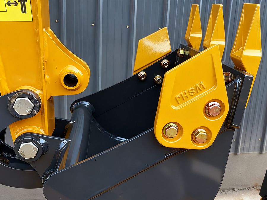 Mini Excavator for Municipal Maintenance/Indoor Demolition/Pipeline Trenching, 1.5-ton, Efficient Operation