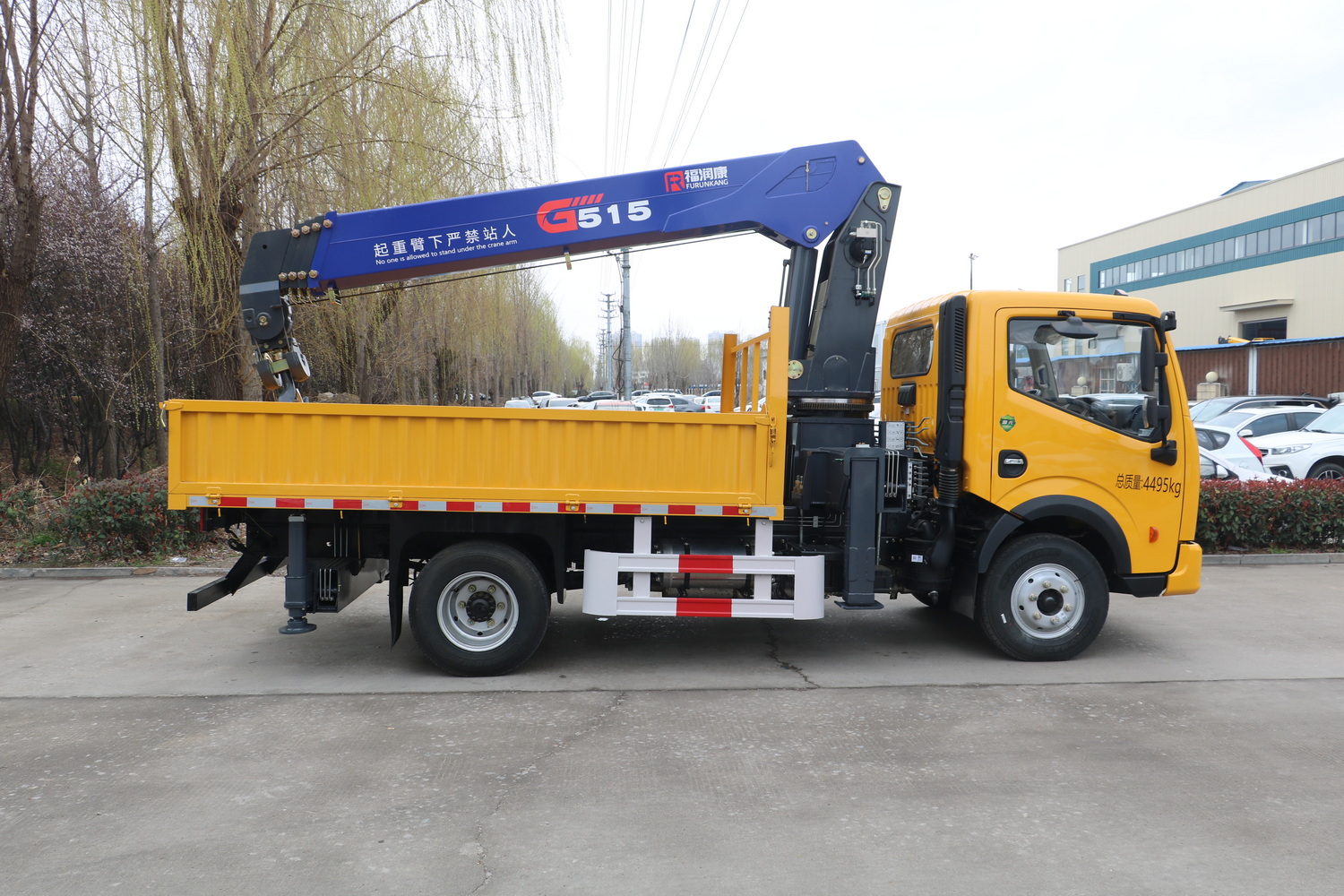 Crane Truck for Construction/Municipal Use, Dongfeng Dolica D6 with 5-ton Crane