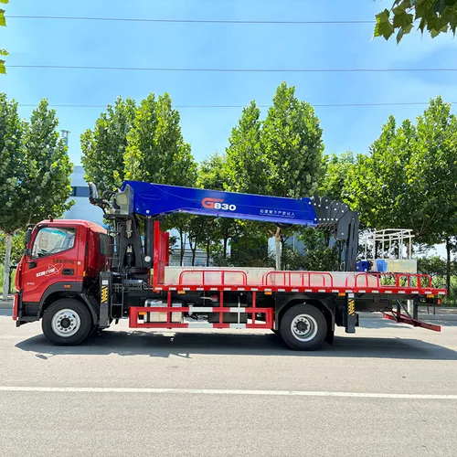 30m Aerial Work + 8-ton Crane Integrated Vehicle, Foton Auman Chassis, Yuchai 240HP