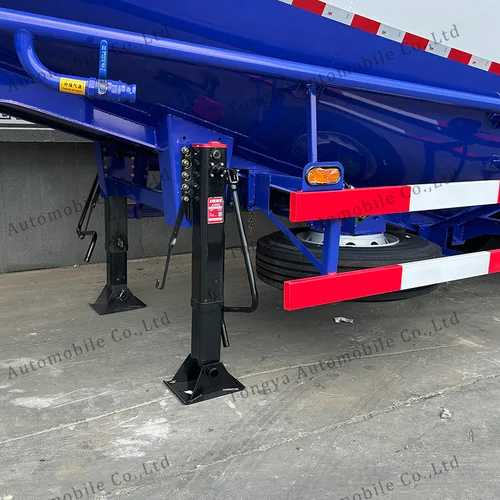 Tri Axle Dry Bulker Tanker Trailer