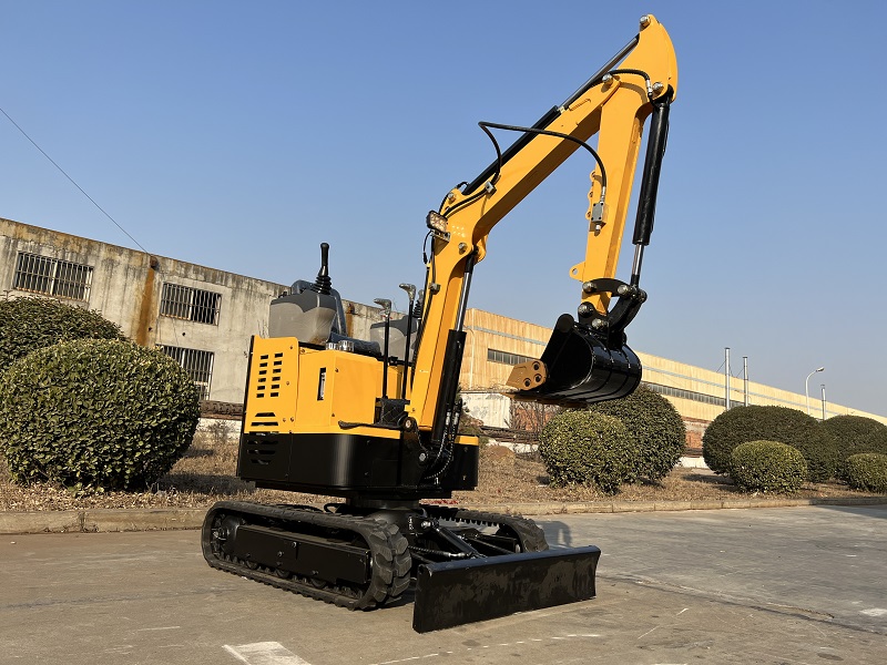 1.7Ton Mini Excavator | 30HP CE EPA Engine & 1900mm Dump Height | 36L/Min Hydraulic Flow