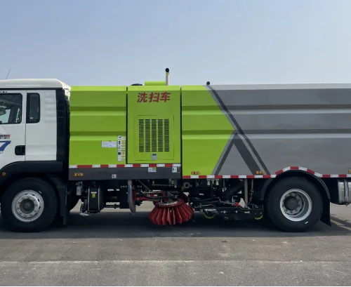 18 Ton Euro VI Sweeper Washer, Sinotruk Howo Chassis, Large Capacity Tank, Special for Municipal Road Cleaning