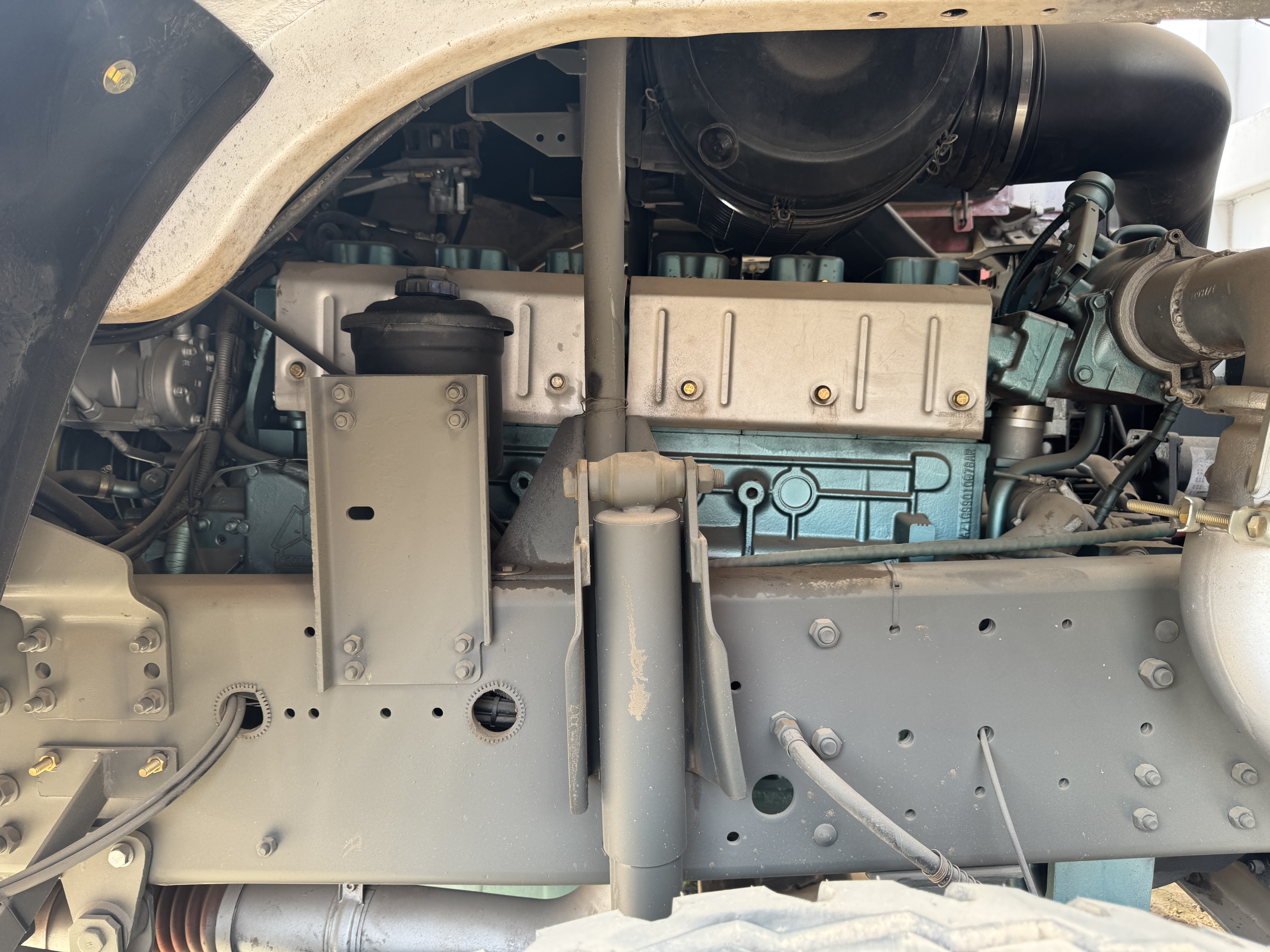 Sinotruk Howo 371‑HP dump truck