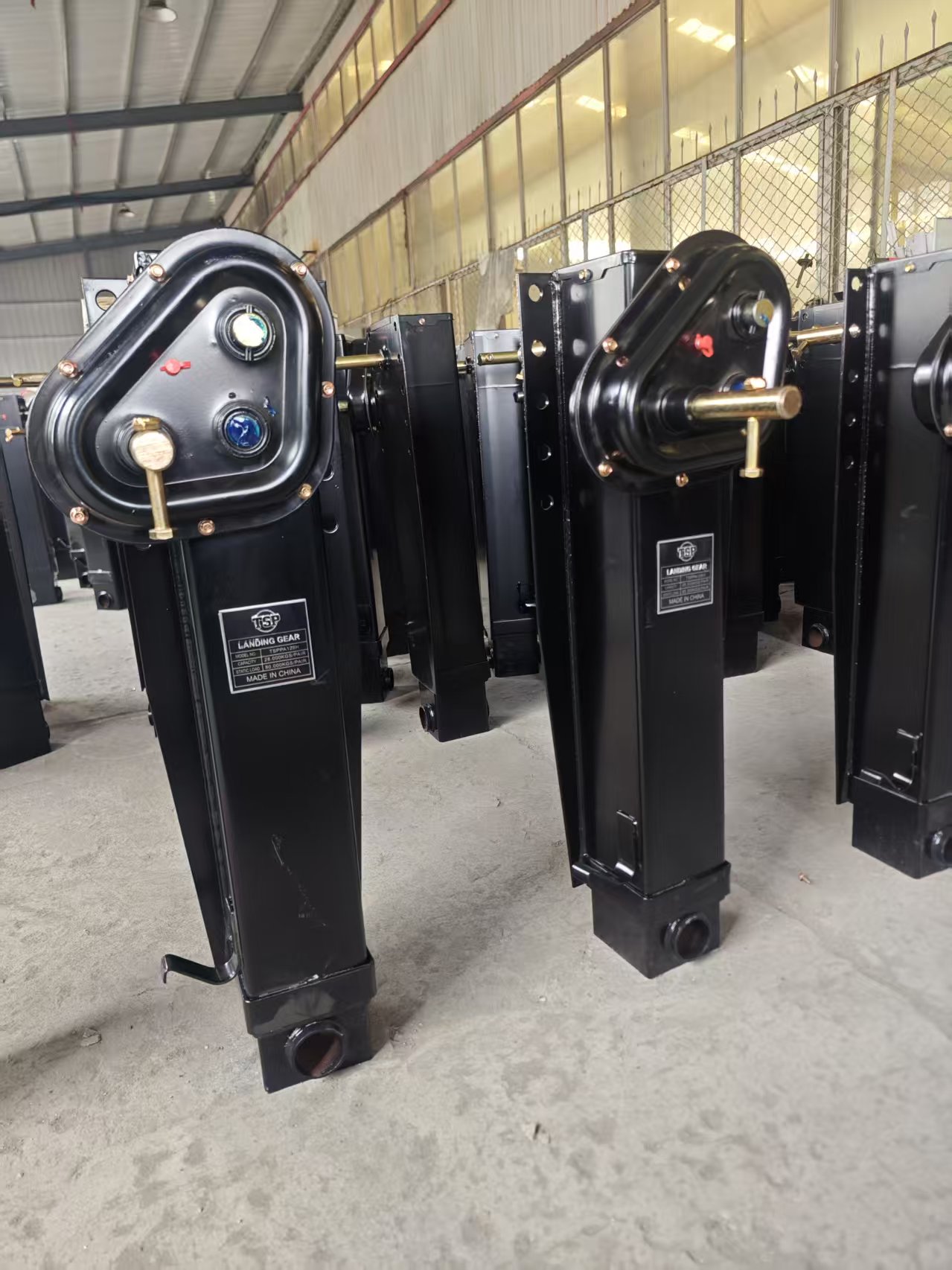 New Heavy Duty Semi Trailer Landing Gear Support Legs OEM Manufacturer 80T Max Load Capacity Powder Coating for Retrofit/Upgrade