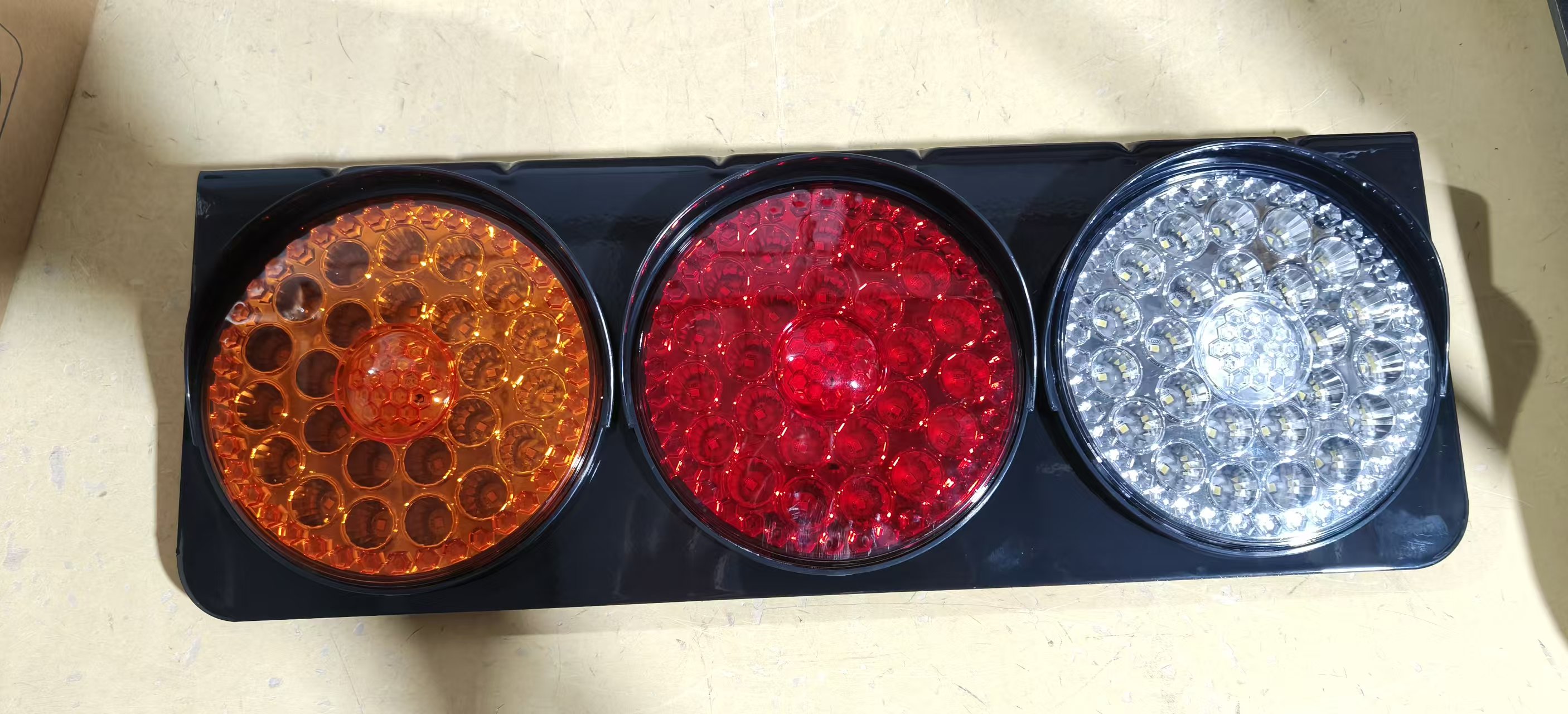 3 Round LED Tail Light