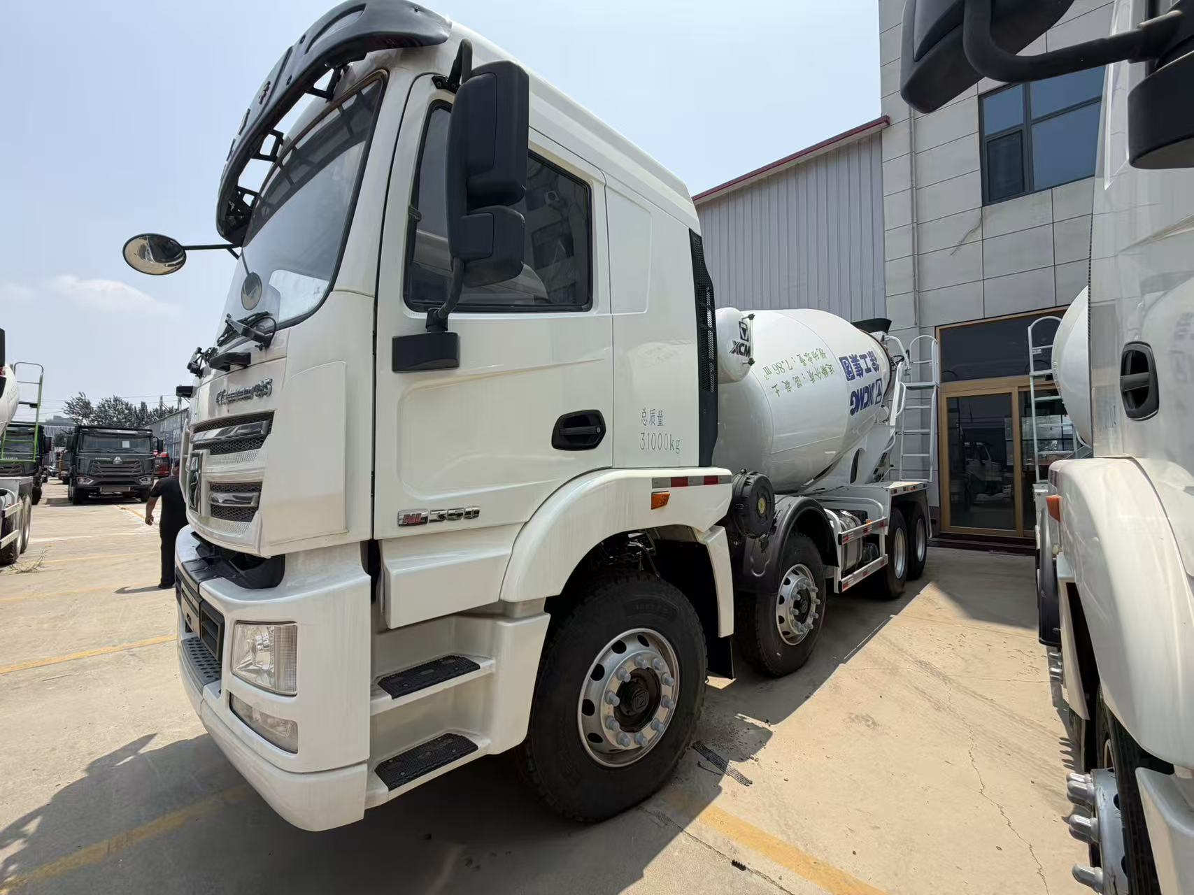 HOWO 6×4 Concrete Mixer Truck, 8/10/12/14/15/16m³ Multiple Volumes Optional