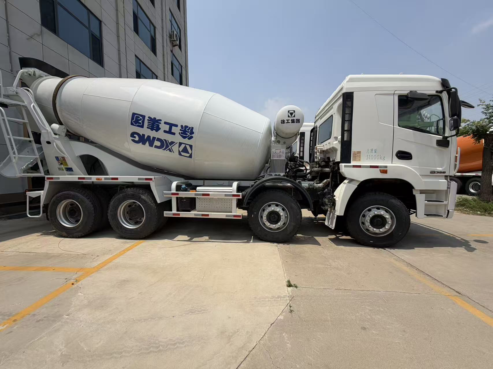 HOWO 6×4 Concrete Mixer Truck, 8/10/12/14/15/16m³ Multiple Volumes Optional