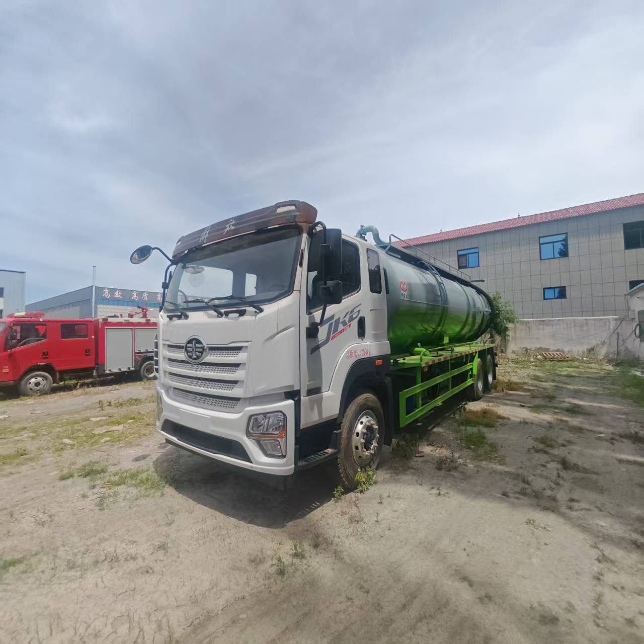 FAW J6P/HanV 6×4 Septic Suction Truck 20-22m³ 25Ton National VI Sewage Vacuum Suction Tank Truck