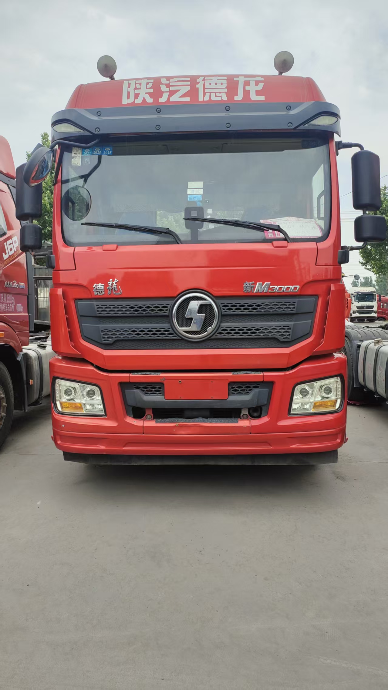 Used Shacman New M3000 6×4 Tractor, Weichai WP12 460HP, Euro5/Euro6 Optional