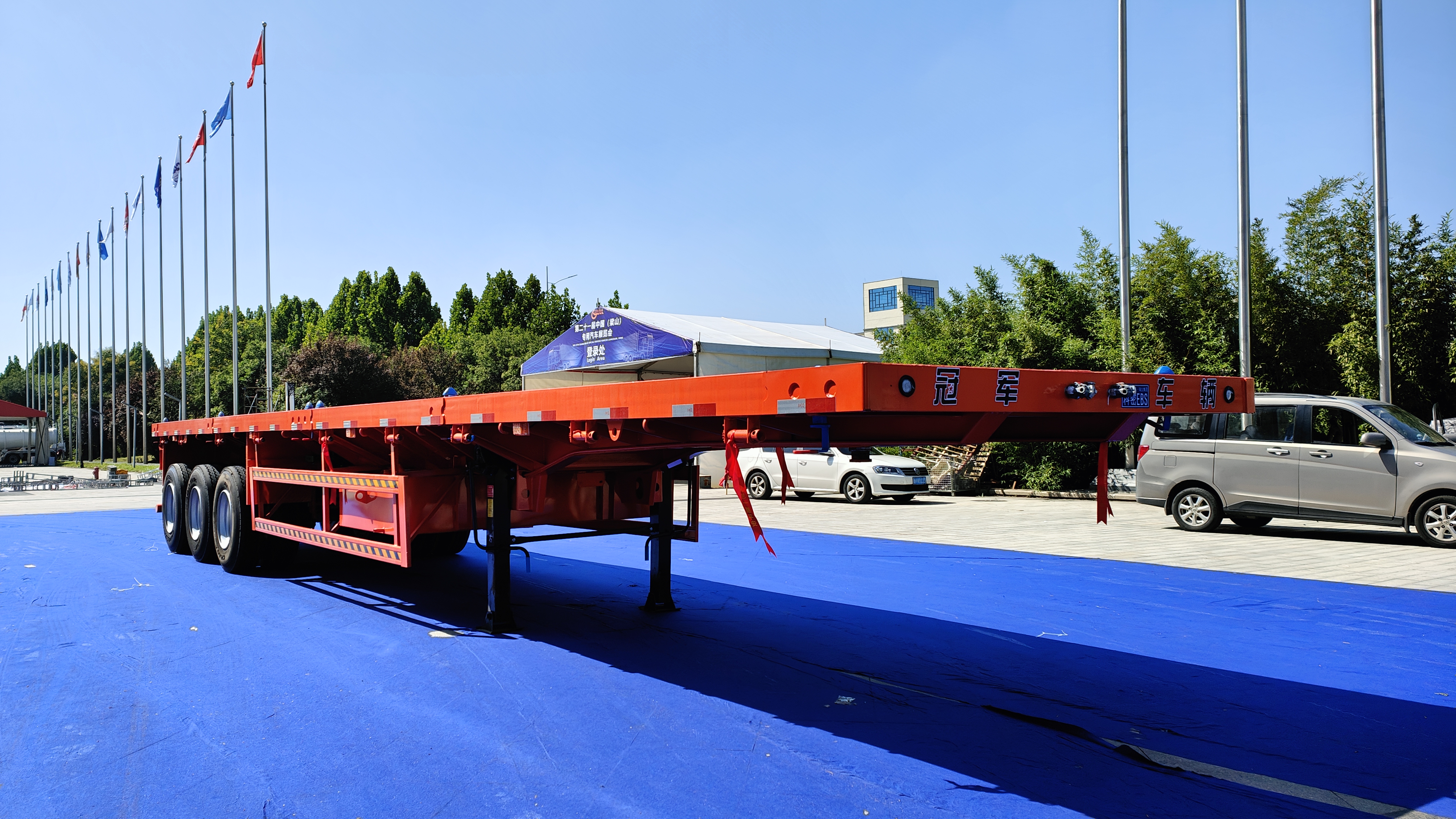 Used 3 Axle Low Flatbed Semi Trailer, Machinery Transport Flat Trailer With Spring Ramp For Africa & Southeast Asia Export