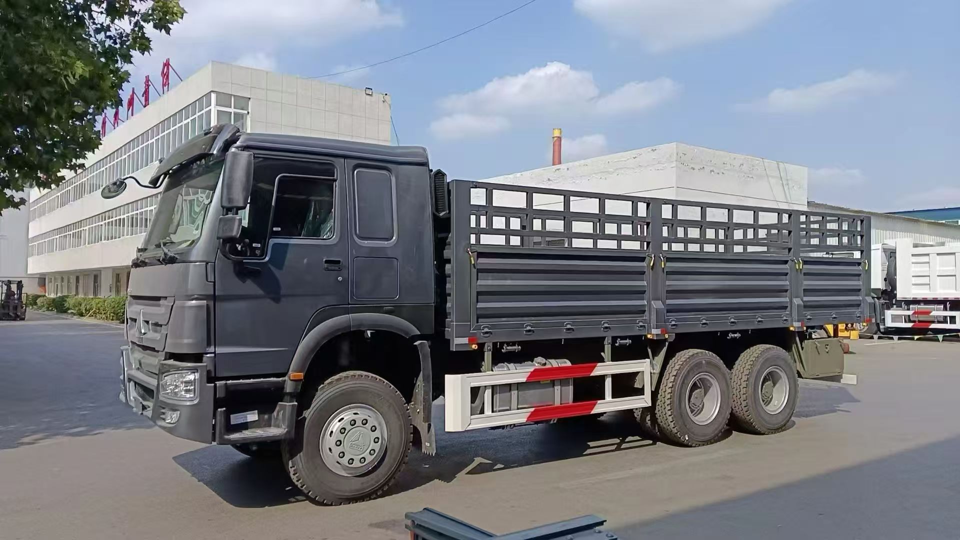 Light-Duty National Standard Oil Tank Semi-Trailer For Diesel Gasoline Kerosene Cross-Border Transport To Central Asia & Mongolia