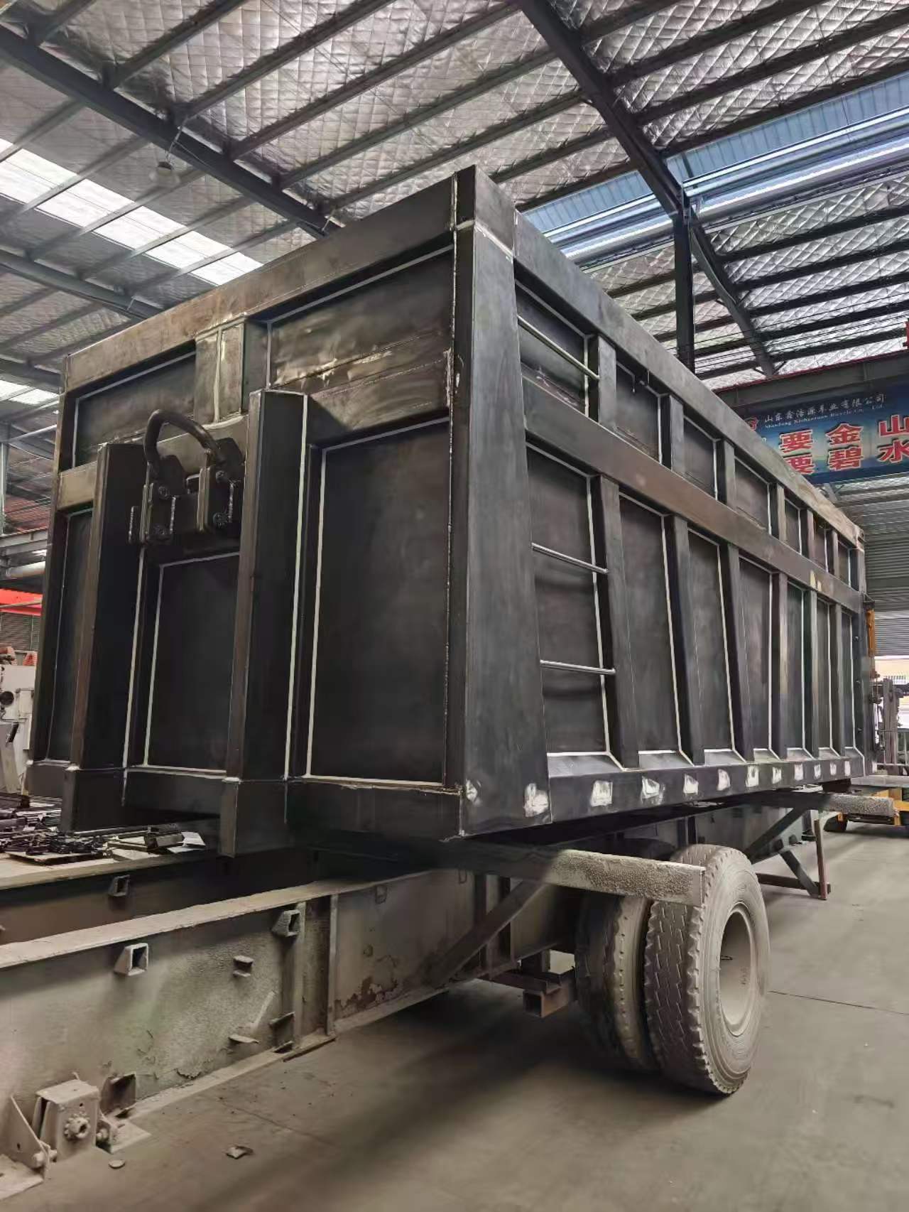 Custom Large Engineering Hook Arm Construction Waste Transfer Bin 30 Cubic Meter Muck Roll Off Box High Power Full Auto Electric Sealed Tarpaulin Sanitation Hook Lift Bin