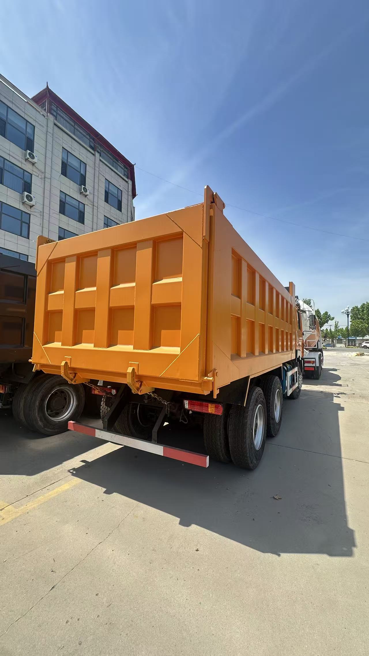Used SHACMAN F3000 6×4 Tipper Dump Truck, Shaanxi Heavy Duty 10-wheel Mining Dumper