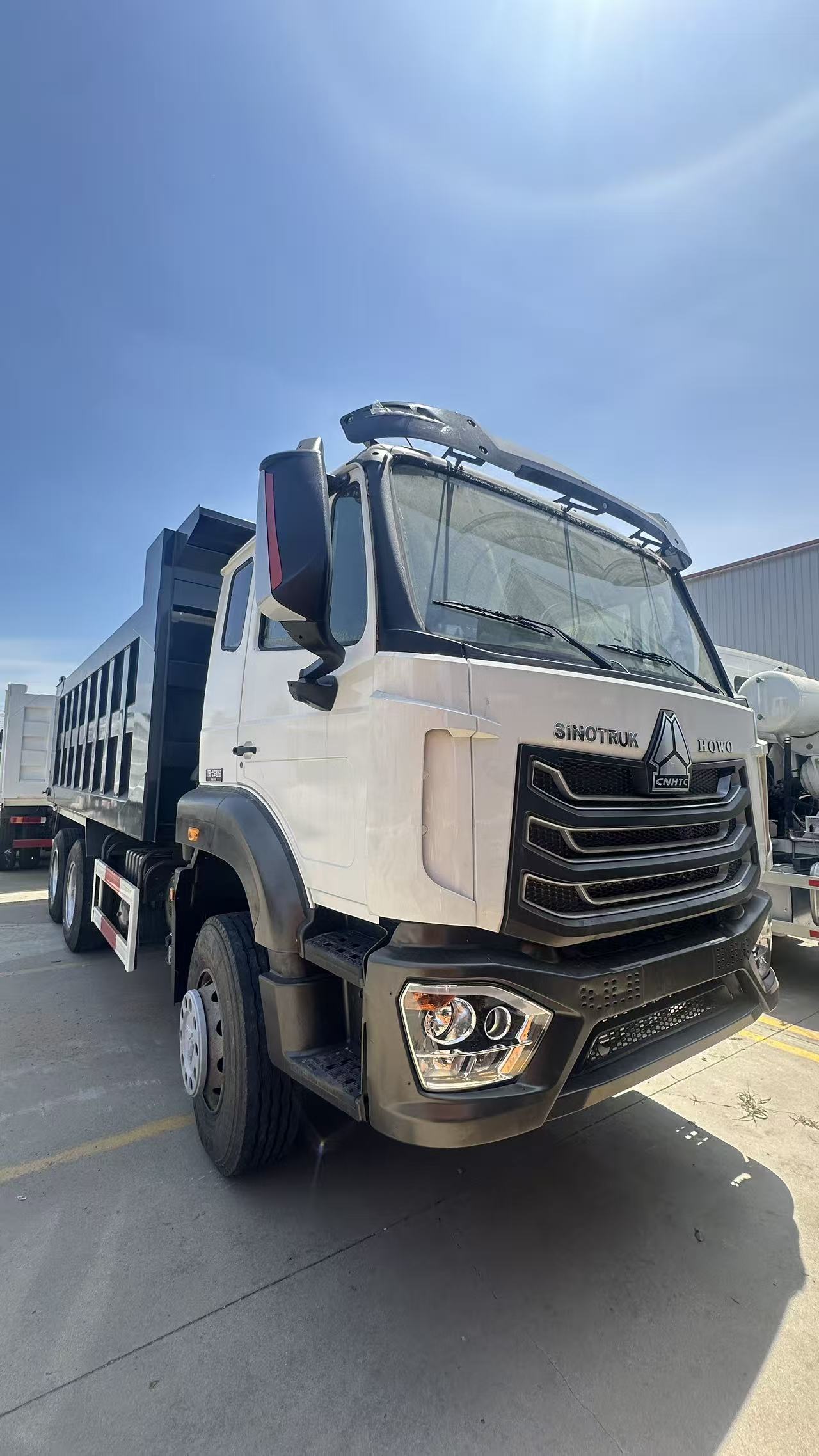 Stock Used HOWO NX 10-wheel Tipper 6×4 Heavy Mining Dumper, On-site Vehicle Inspection Available