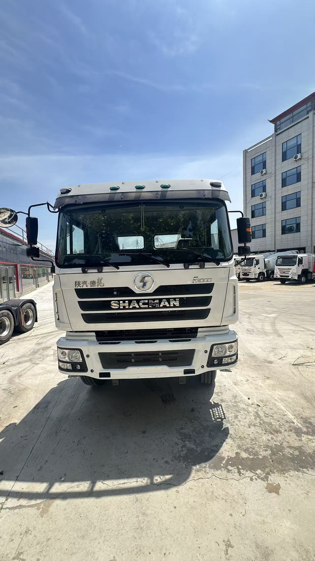 Used SHACMAN F3000 Tractor Head With Weichai High HP Engine For Long-distance Logistics Transport