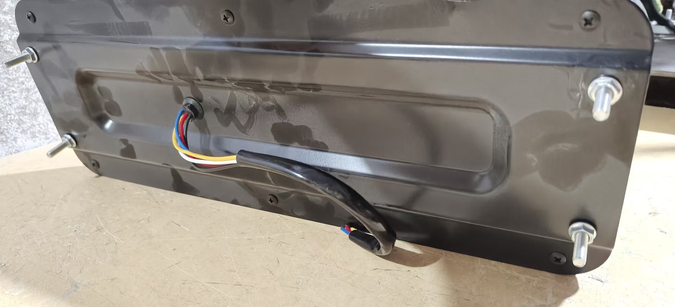 3-Color Truck Combination Tail Light