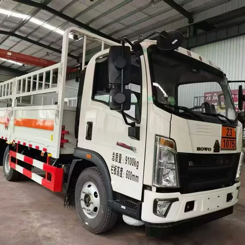 Used Sinotruk Howo Light Rack Gas Cylinder Dangerous Goods Truck 9Ton Flammable Gas Transport Vehicle Price 100000-150000