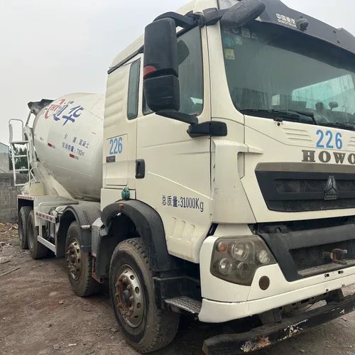 Howo Chassis Tonghua Superstructure 12 Cubic Mixer Truck 2020 Second-Hand Commercial Concrete Tank Truck For Construction