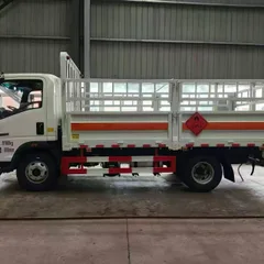 Used Sinotruk Howo Light Rack Gas Cylinder Dangerous Goods Truck 9Ton Flammable Gas Transport Vehicle Price 100000-150000