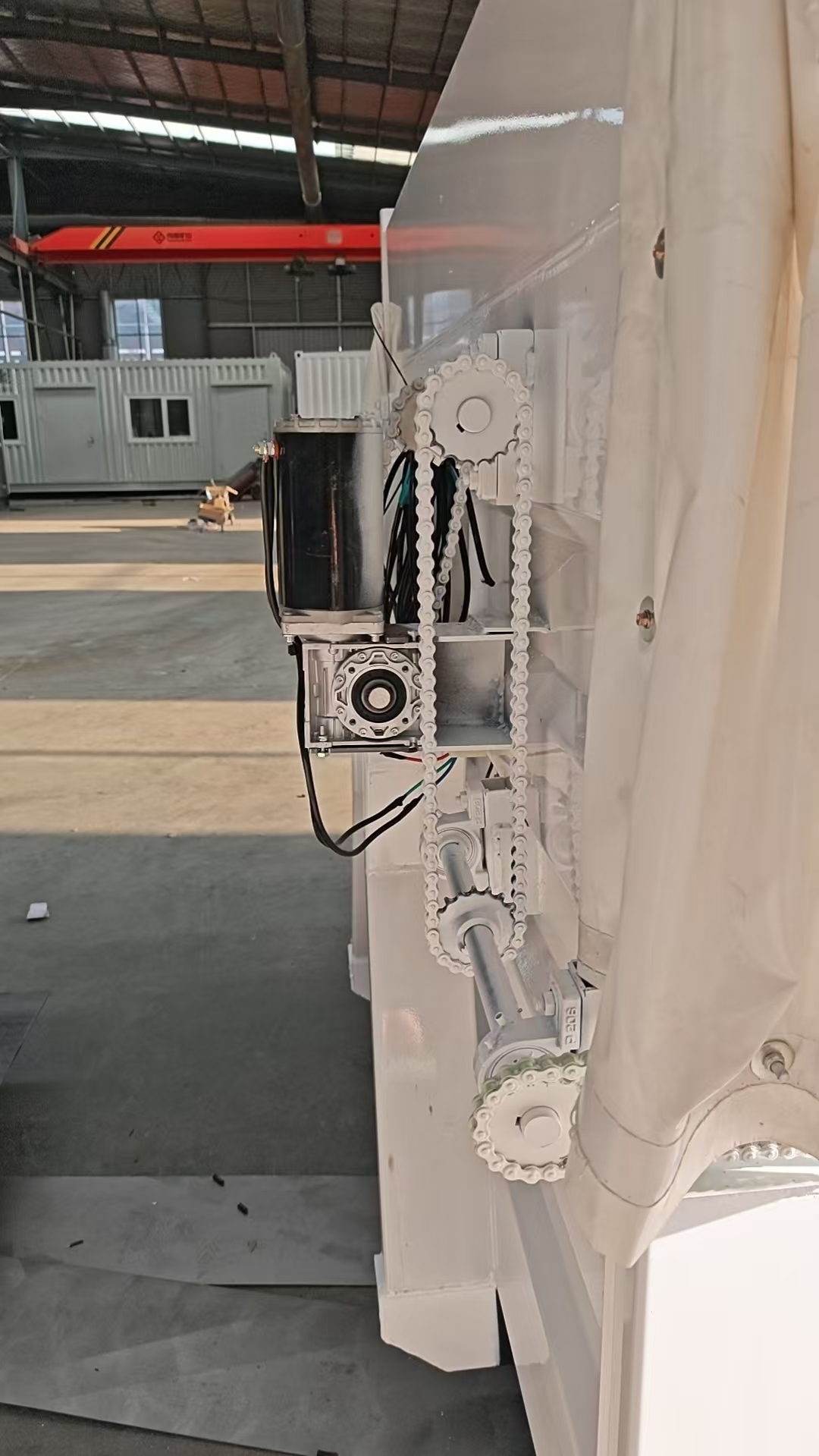 7CBM Hook Lift Waste Container 38002200800mm Roll Off Dumpster With 5mm Floor & Electric Tarpaulin Factory Price 18000 RMB