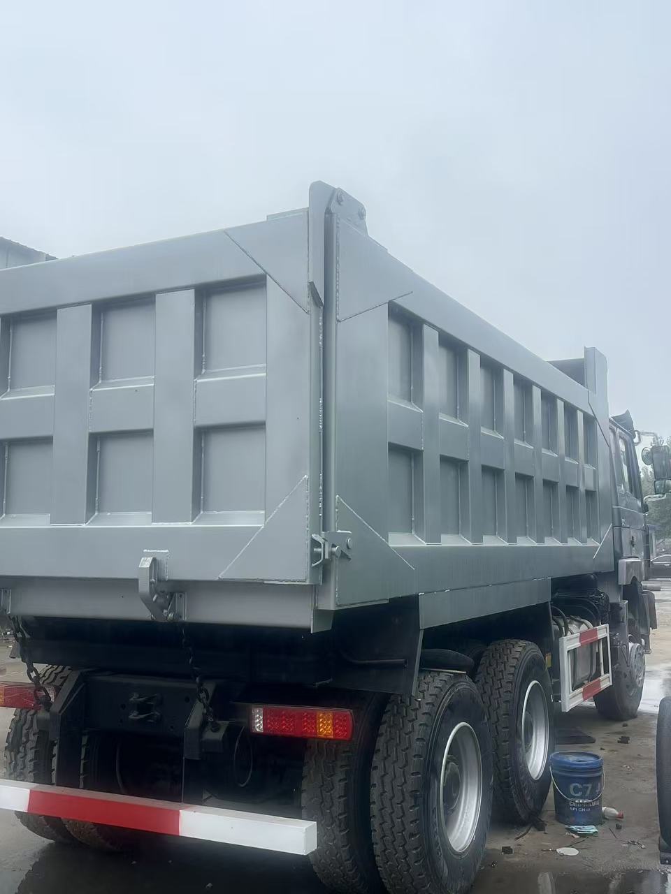 SHACMAN F3000 6x4 Dump Truck, Heavy Duty Mining Tipper Truck For Construction Mine Transport