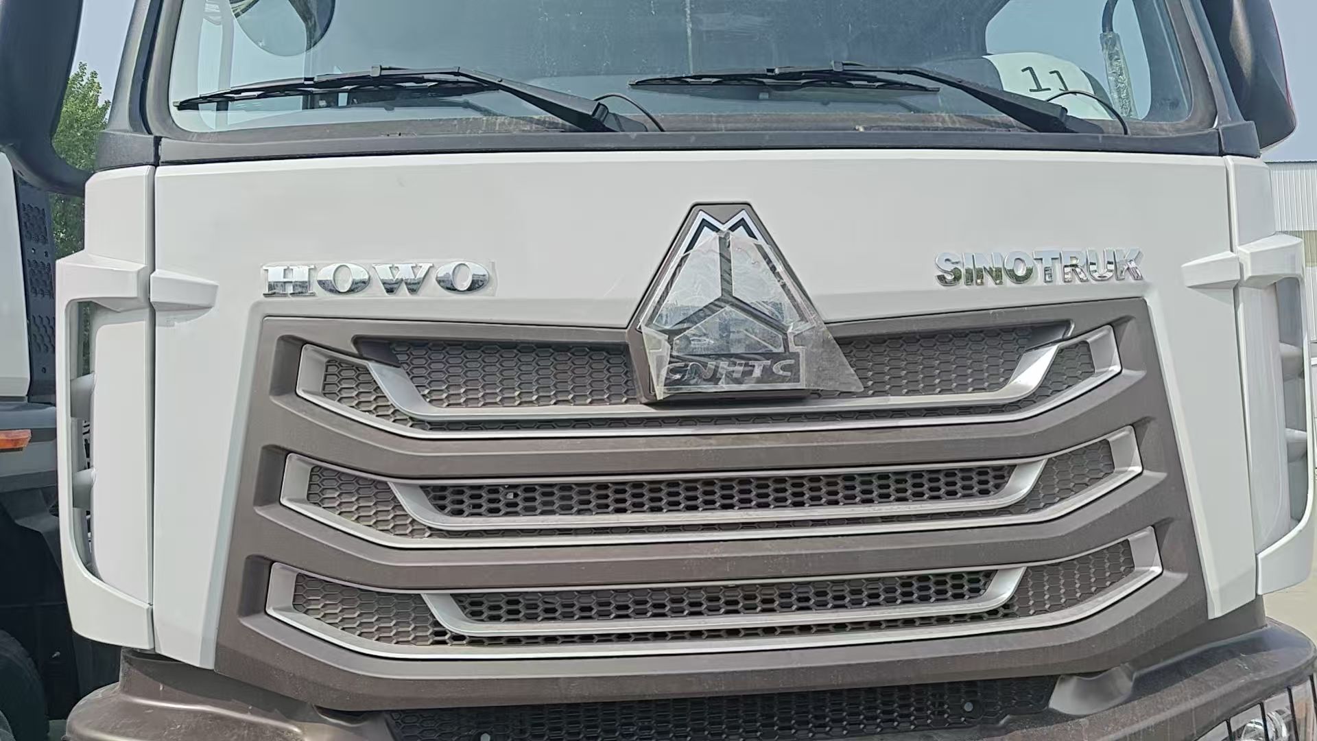 NX 6×4 tractor trucks