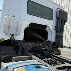 Used SHACMAN X5000 Tractor Head 6×4 Euro5 Semi-Truck Tractor For Central Asia Africa Logistics Export
