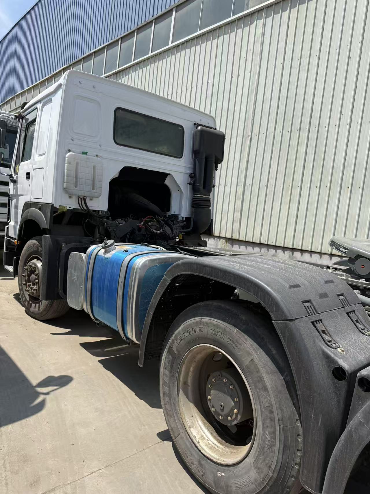Used SHACMAN X5000 Tractor Head 6×4 Euro5 Semi-Truck Tractor For Central Asia Africa Logistics Export