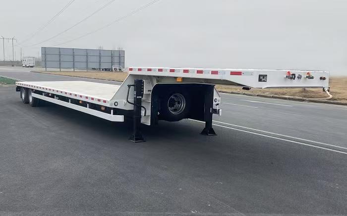 Brand New Integrated Fixed Ramp Lowbed Semi Trailer 3 Axle Excavator Machinery Transport Flatbed Semi-Trailer