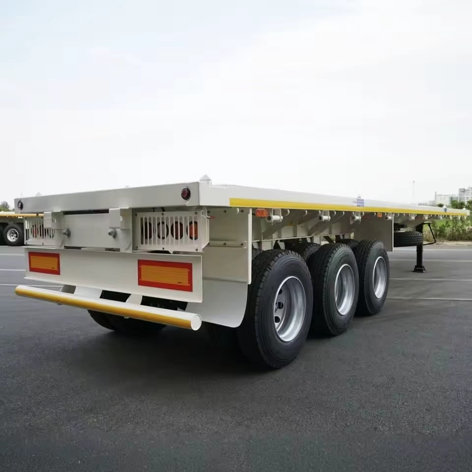 New White Tri-Axle Flatbed Container Semi Trailer Lightweight 40ft Q345 Steel 13Ton FUWA Axle