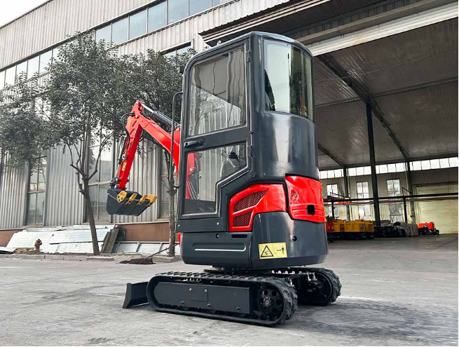 Model 18 Enclosed Cab Mini Excavator Kubota D722 Zero Tail 1.8 Ton Indoor Construction Digger