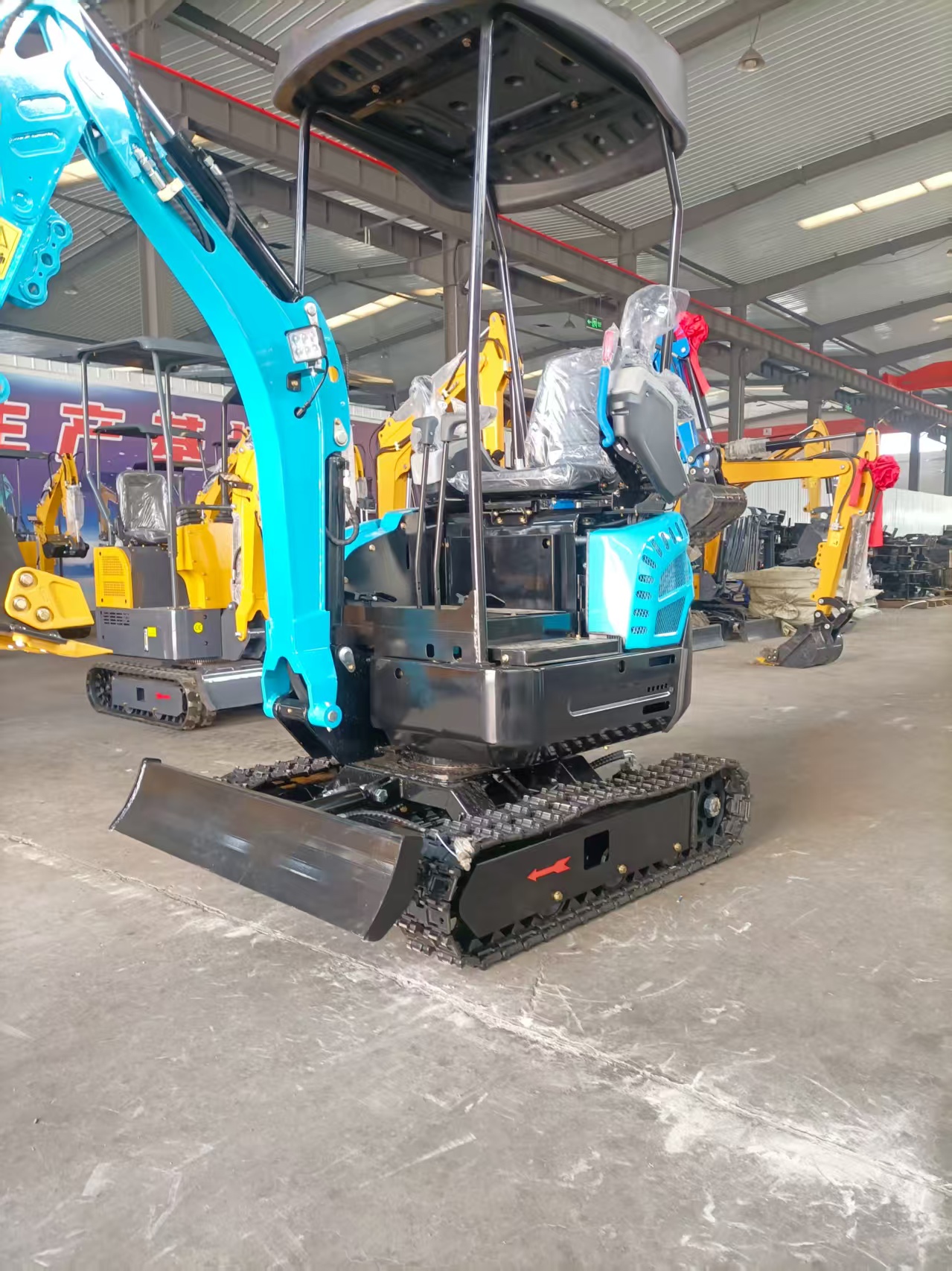 JD-18 Zero Tail Mini Excavator Kubota 16HP Zero Swing Micro Digger For Indoor Demolition & Orchard Greenhouse
