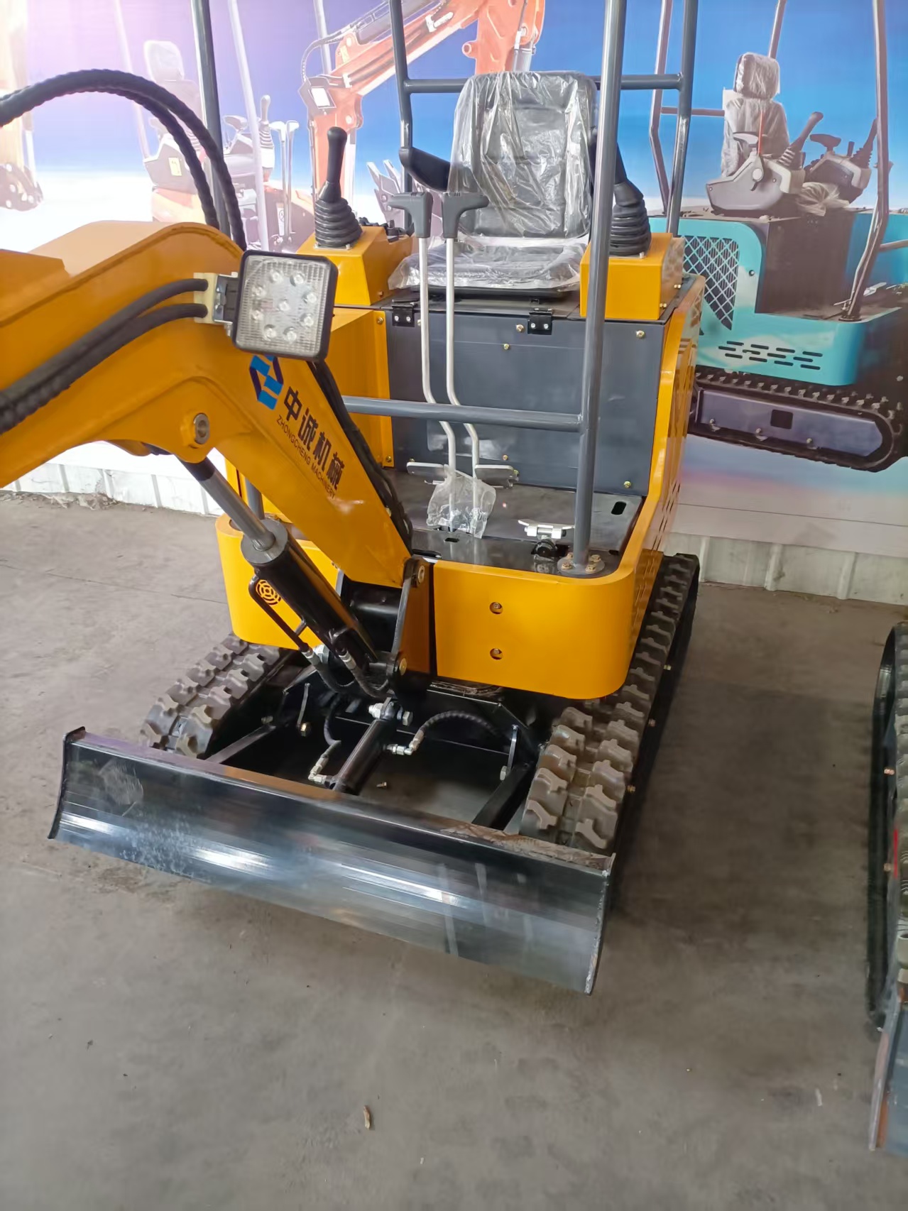 JD-17 Mini Excavator 1.7 Ton Laidong 26HP Rubber Track Micro Digger For Orchard Greenhouse Demolition