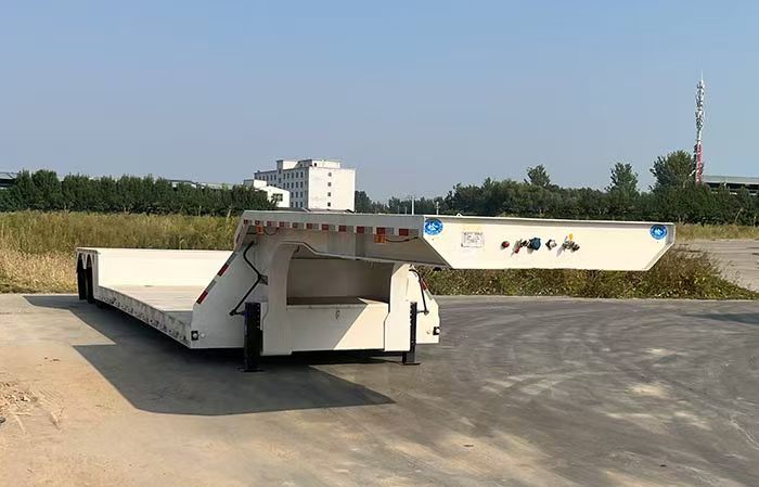 Flat Low Flatbed Semi Trailer 3-Axle Multi-Axle No Ramp Machine Tool Wind Power Oversize Cargo Hauler Factory Customized