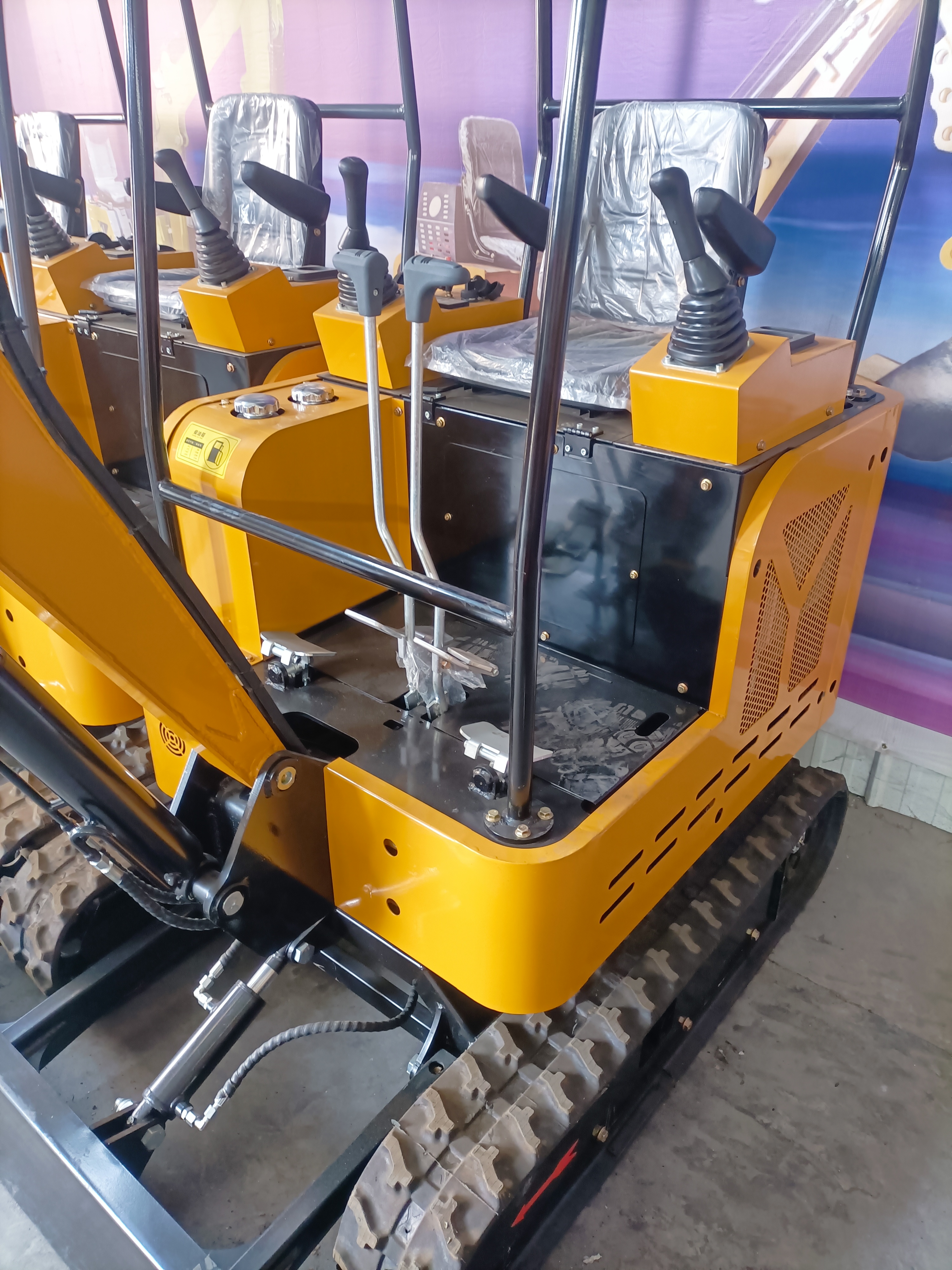 JD-17 Mini Excavator 1.7 Ton Laidong 26HP Rubber Track Micro Digger For Orchard Greenhouse Demolition