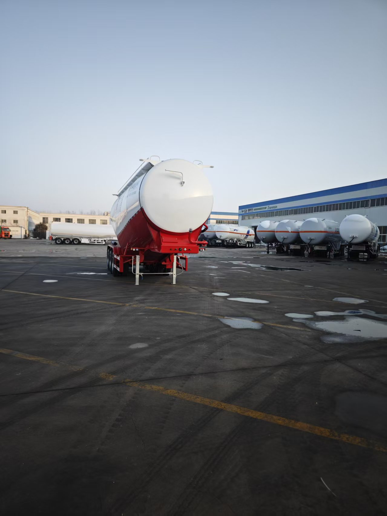 40000 Liters Bulk Cement Tank Semi-Trailer Utility Truck Trailer Made of Steel Bulk Cement Tank Semi Trailer Bulk